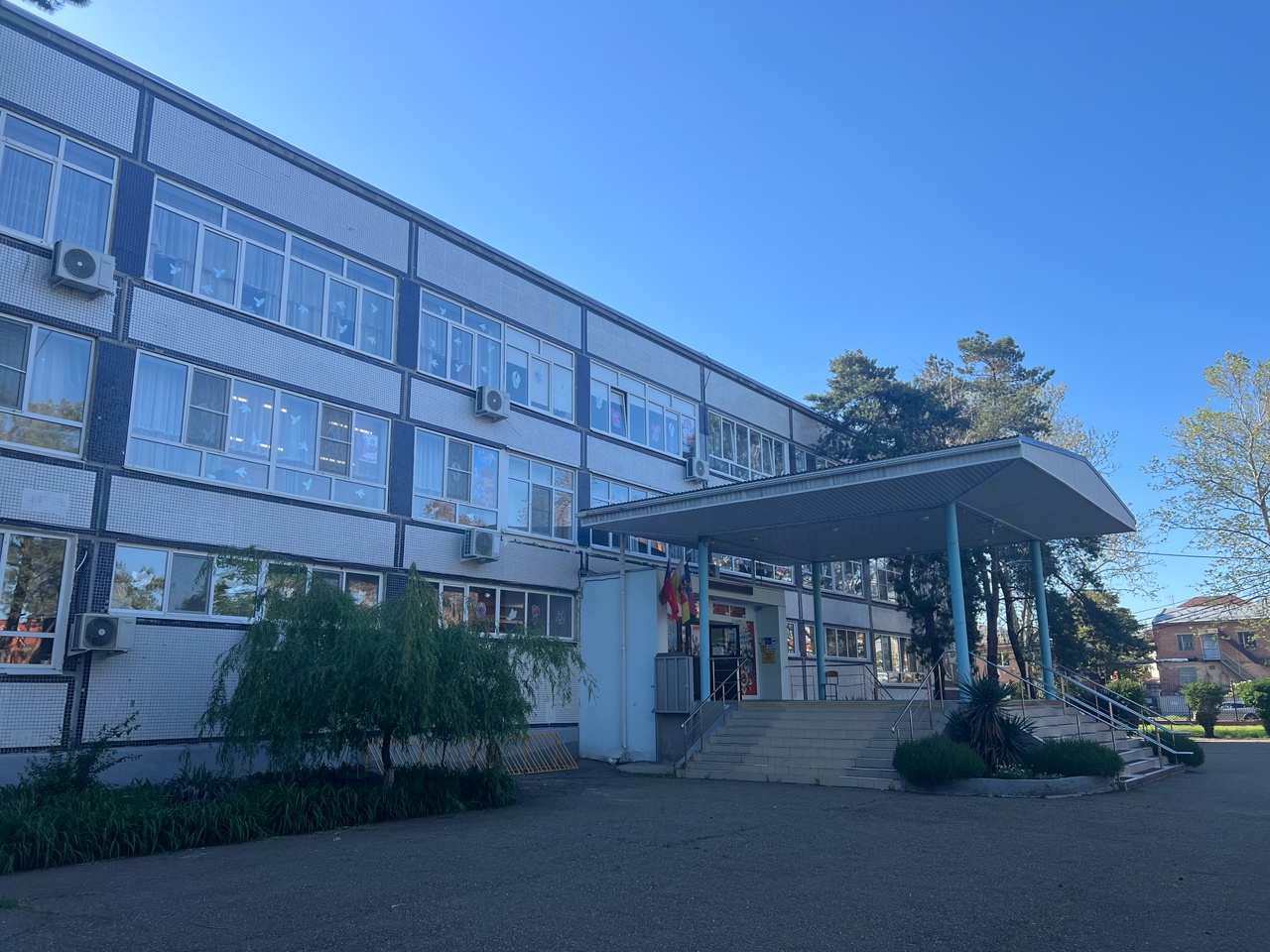 Главное изображение школы.