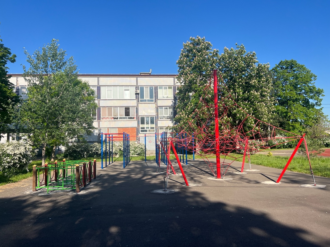 Фотографии школы.